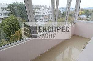 Луксозно, Обзаведен Тристаен апартамент, Окръжна болница