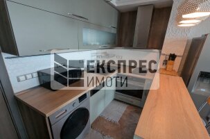  3 Schlafzimmer Wohnung, Chayka