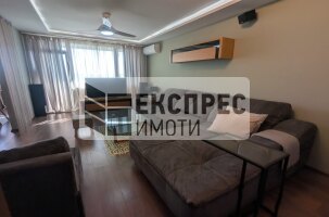  3 Schlafzimmer Wohnung, Chayka