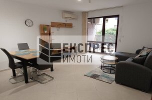 Обзаведен, Двустаен апартамент, Окръжна болница