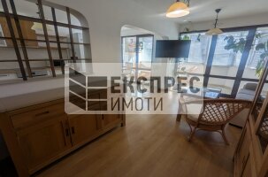 Обзаведен Тристаен апартамент, Окръжна болница