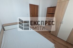 Обзаведен Тристаен апартамент, Окръжна болница