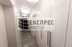 FURNISHED 3 bedroom apartment, Center