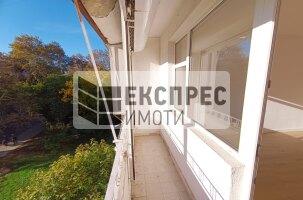  2 Schlafzimmer Wohnung, Chayka