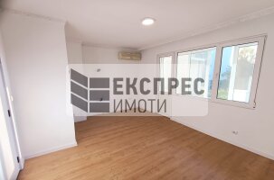 UNFURNISHED 1 bedroom apartment, Chayka