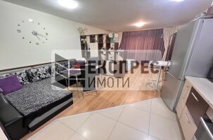 Обзаведен, Едностаен апартамент, Окръжна болница