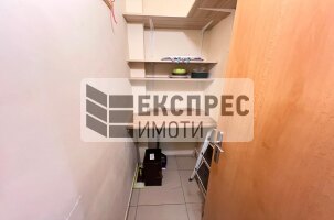 Обзаведен, Едностаен апартамент, Окръжна болница