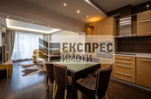 Furnished 2 bedroom apartment, Center