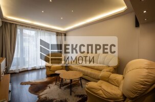 Furnished 2 bedroom apartment, Center