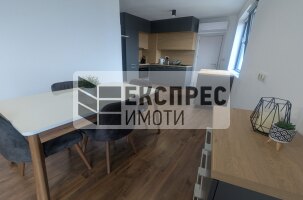 Обзаведен Тристаен апартамент, Център