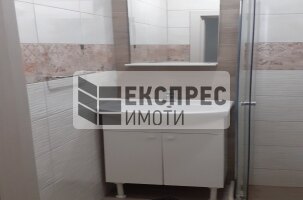 Обзаведен Тристаен апартамент, Окръжна болница