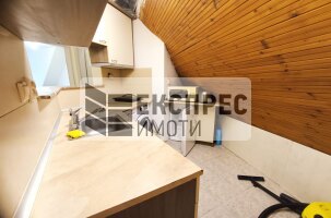 Обзаведен Тристаен апартамент, Окръжна болница