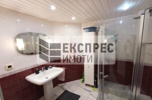 FURNISHED 2 bedroom apartment, Regional hospital