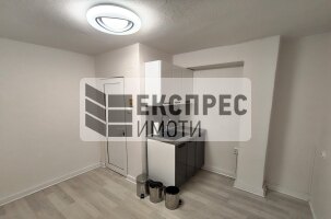 Необзаведен Търговско помещение, Гранд Мол Варна