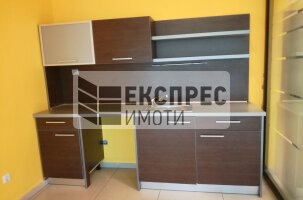 Необзаведен Офис, Изгрев