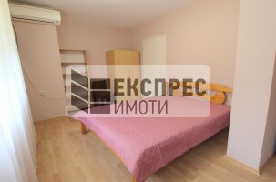 Обзаведен Тристаен апартамент, Окръжна болница