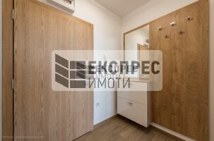 НОВ, ОБЗАВЕДЕН Двустаен апартамент, м-т Траката