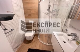 НОВ, ОБЗАВЕДЕН Двустаен апартамент, м-т Траката