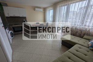 Обзаведен Двустаен апартамент, Колхозен пазар