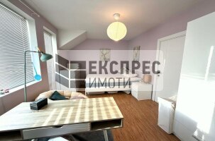 Обзаведен Четиристаен апартамент, Окръжна болница