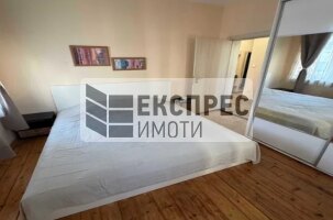  Двустаен апартамент, Център