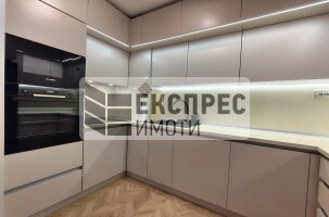 FURNISHED 1 bedroom apartment, Regional hospital