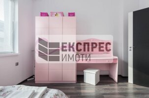 Обзаведен Тристаен апартамент, Център