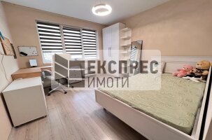 Обзаведен Тристаен апартамент, Левски