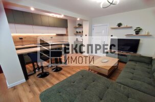 Обзаведен Четиристаен апартамент, Окръжна болница