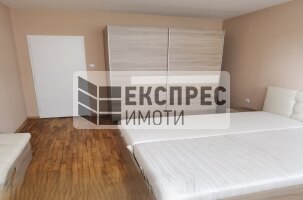 Обзаведен Тристаен апартамент, Манастирски ливади