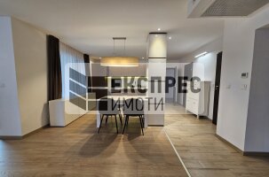 Furnished 2 bedroom apartment, Center