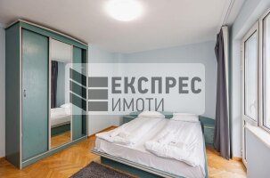 Luxury Penthouse, Greek area