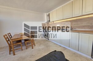 Нов, Обзаведен Двустаен апартамент, Гранд Мол Варна