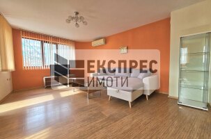 Обзаведен Четиристаен апартамент, Бриз