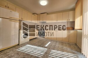 Обзаведен Четиристаен апартамент, Бриз