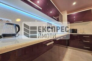 Нов, Обзаведен Тристаен апартамент, Окръжна болница