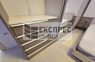 Нов, Обзаведен Тристаен апартамент, Окръжна болница