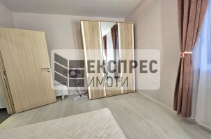 Нов, Обзаведен Тристаен апартамент, Окръжна болница