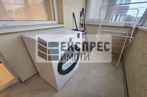 Нов, Обзаведен Тристаен апартамент, Окръжна болница