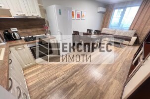 Нов, Обзаведен Двустаен апартамент, Център