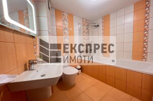 Нов, Обзаведен Двустаен апартамент, Център