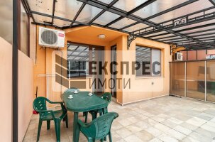 Обзаведен Тристаен апартамент, Център