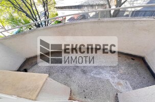 Обзаведен, Двустаен апартамент, Окръжна болница