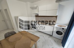 ОБЗАВЕДЕН Двустаен апартамент, Колхозен пазар
