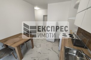 ОБЗАВЕДЕН Двустаен апартамент, Колхозен пазар