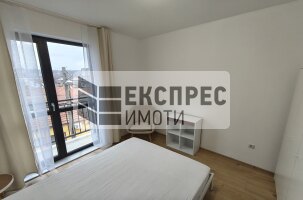 ОБЗАВЕДЕН Двустаен апартамент, Колхозен пазар
