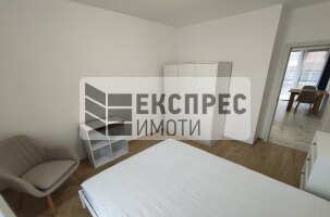 ОБЗАВЕДЕН Двустаен апартамент, Колхозен пазар