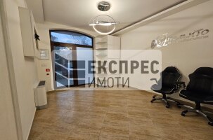  Commercial space, Center