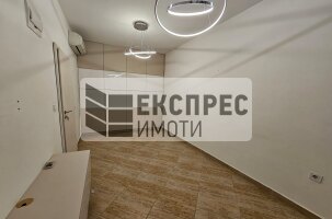  Commercial space, Center