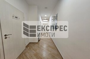  Commercial space, Center